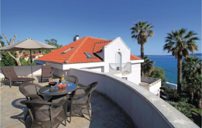 Гостиница Apartment Kastel Luksic with Sea View II  Каштел Камбеловац
